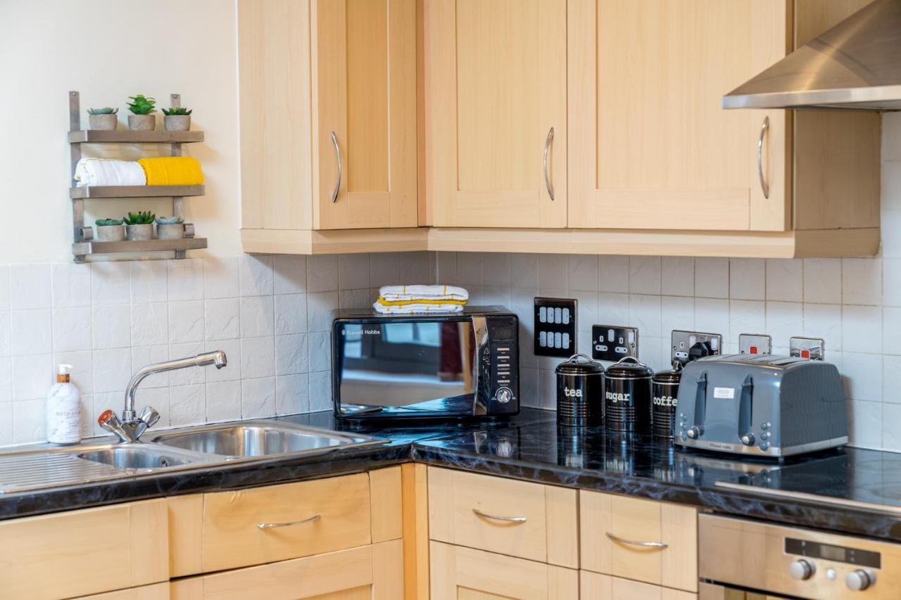 Apartment Central Watford Stylish 2 Bedroom Serviced With Free Parking *