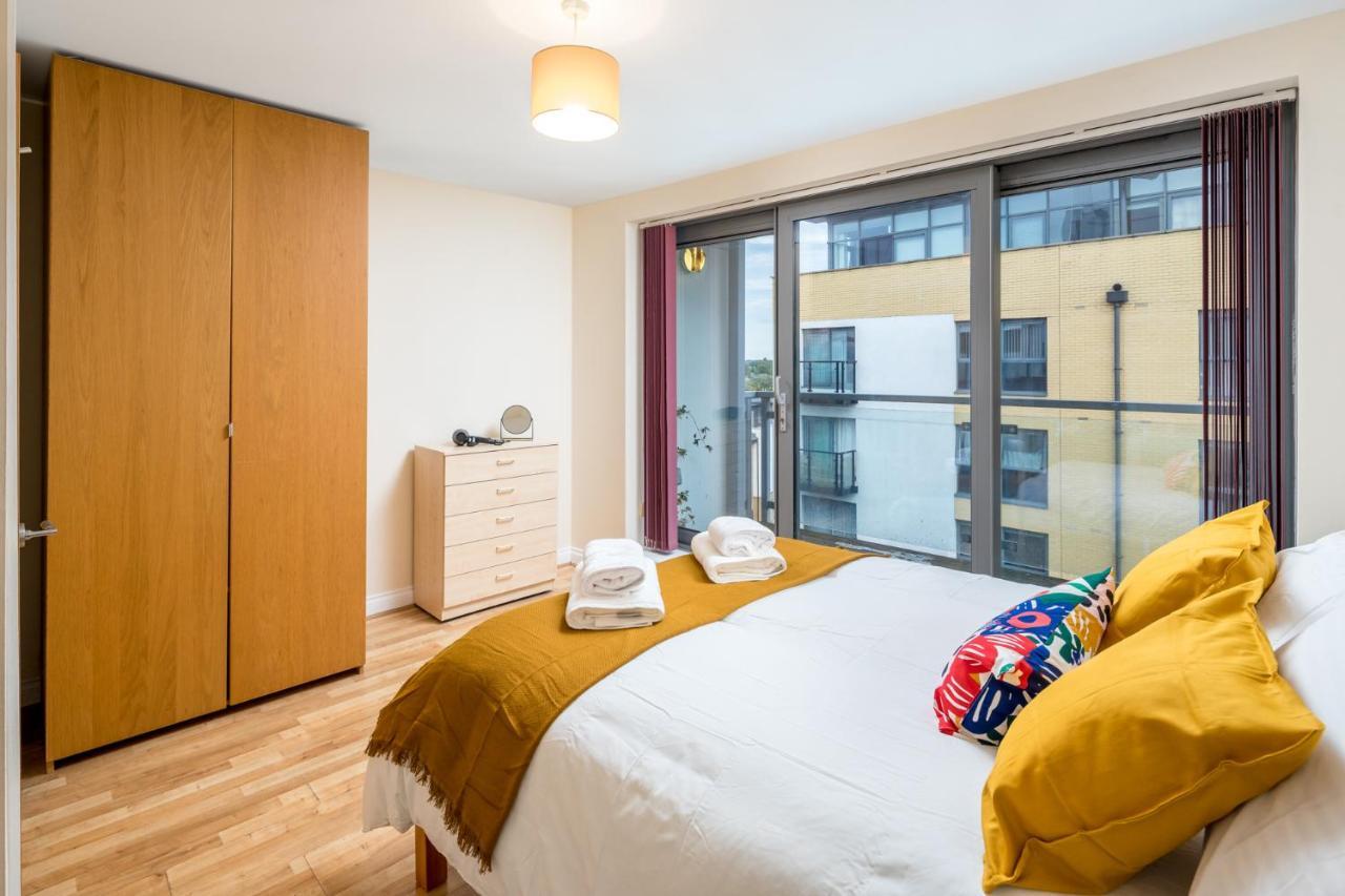 Apartment Central Watford Stylish 2 Bedroom Serviced With Free Parking