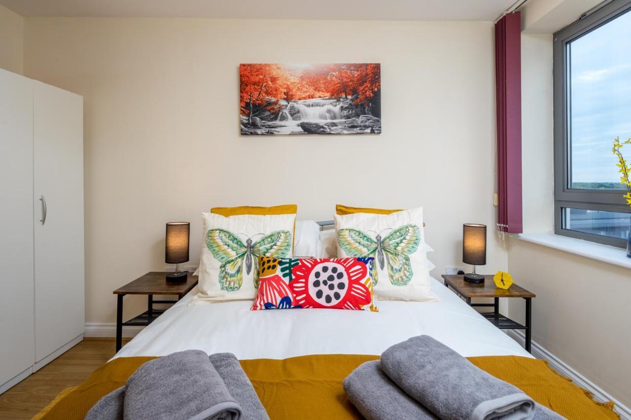 Apartment Central Watford Stylish 2 Bedroom Serviced With Free Parking Watford (Hertfordshire)